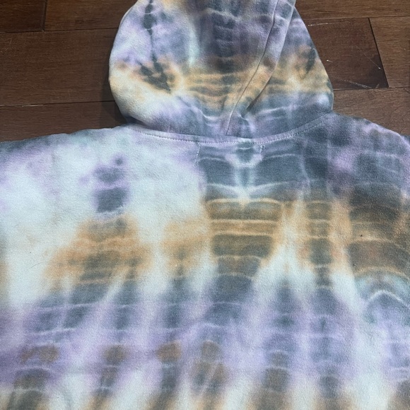 Dennys outfit. - Picture 5 of 6